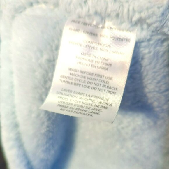 Ugg Baby Throw Blanket Lovey Light Cyan 30x40 Inches Sherpa Fleece - Picture 5 of 5